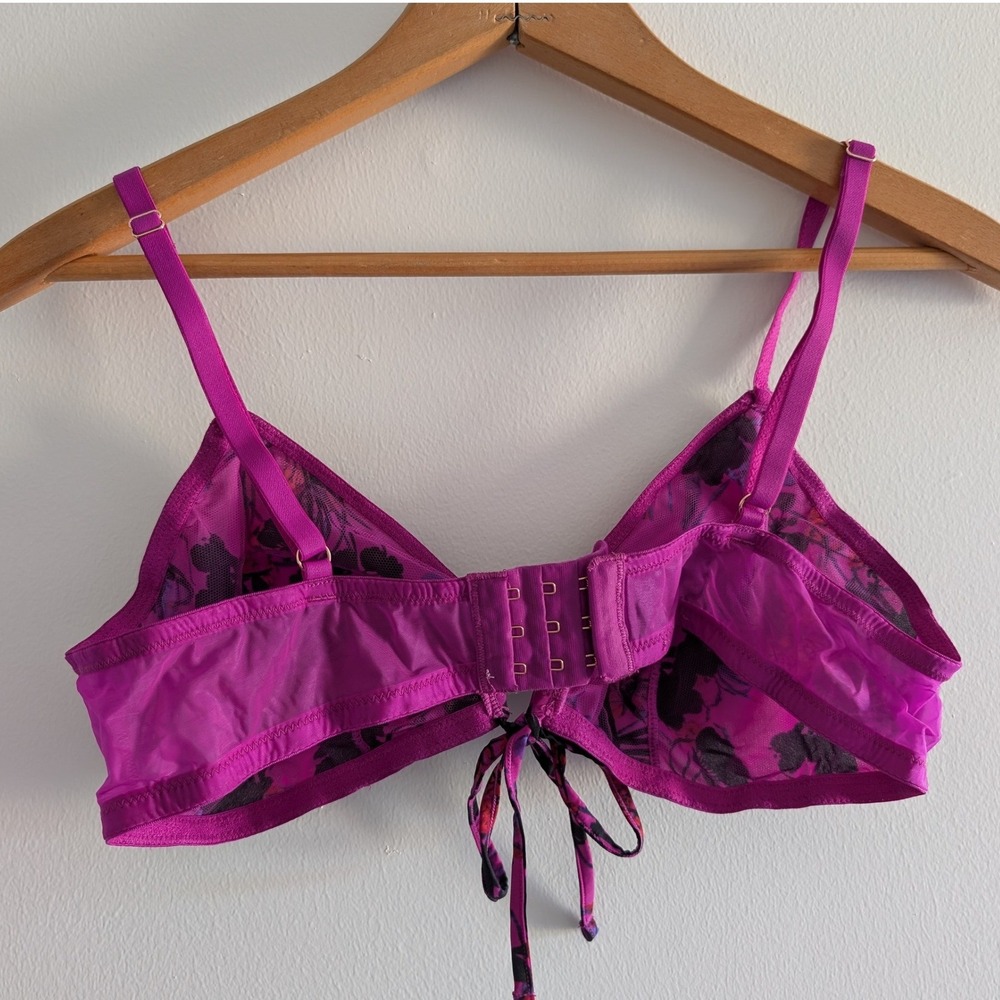 Savage X Fenty Magenta Floral Triangle Bralette Front Tie Mesh Back Size L - Picture 2 of 4
